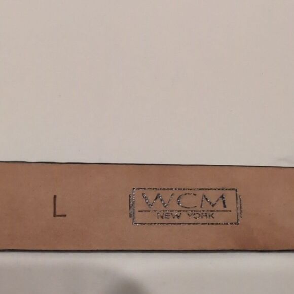 WCM New York Italian Calfskin Silver Textured Metallic Belt Gunmetal Buckle - Picture 2 of 9